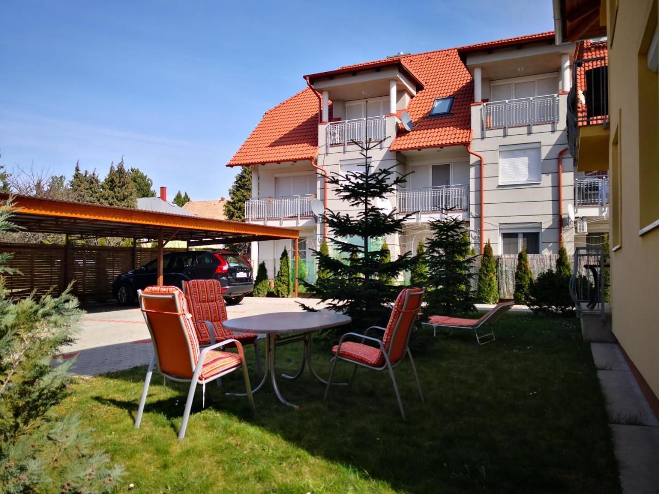 Salve Apartment Hévíz Екстериор снимка